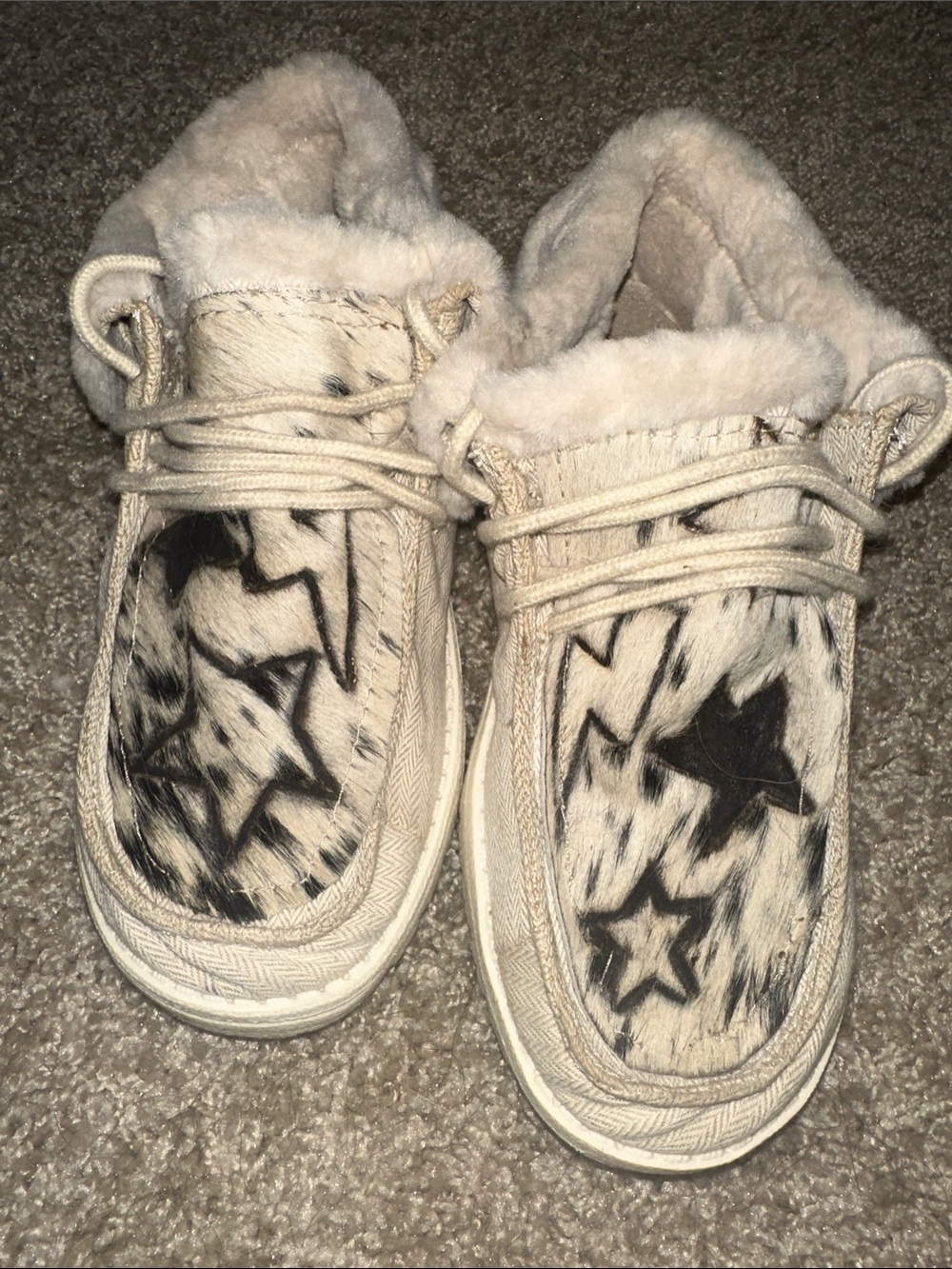 Hey Dude Cream Slip-On Star Print Faux-Fur Lined Slippers